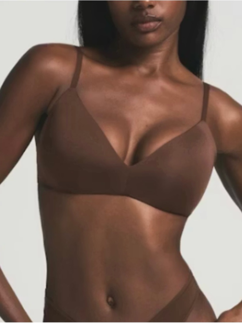 SKIMS Seamless Wireless form PUSH-UP PLUNGE BRA 40DD NWT COCCA